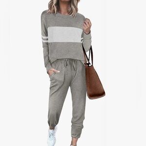 NWT- Women's White and Gray Lounge Set,Size Large